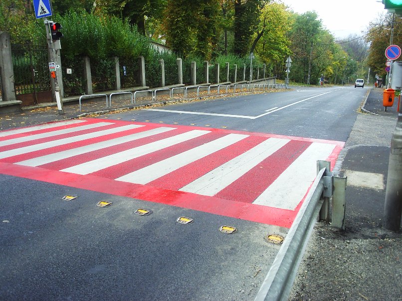 útburkolat festés - zebra plasztik festék